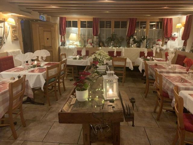Auberge De L'Ours Vers L'Eglise Εξωτερικό φωτογραφία